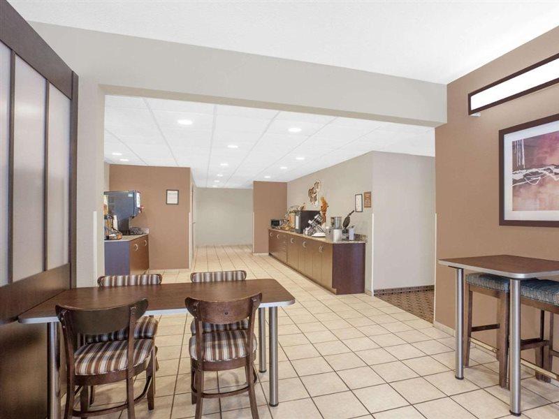 Microtel Inn & Suites By Wyndham Manchester - Newly Renovated Exterior foto