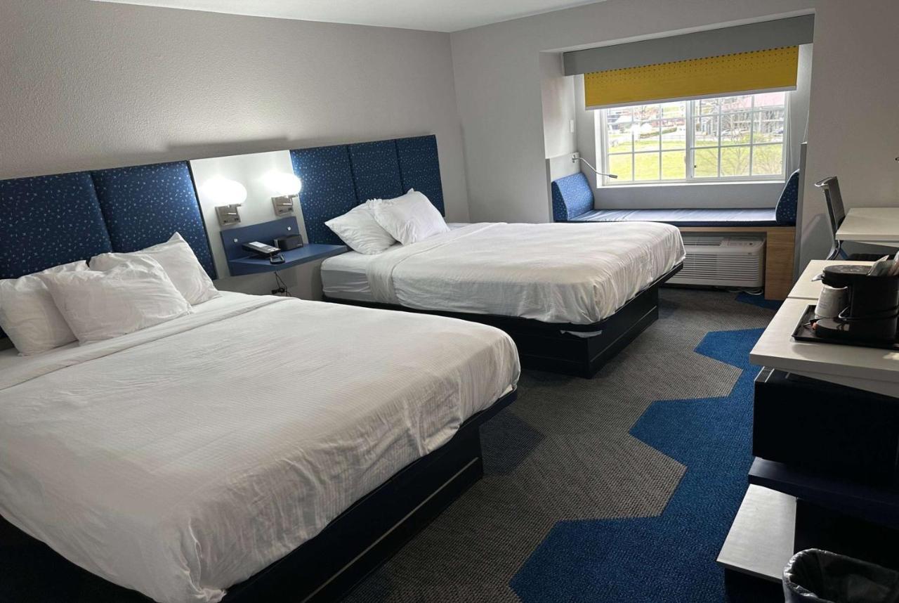 Microtel Inn & Suites By Wyndham Manchester - Newly Renovated Exterior foto